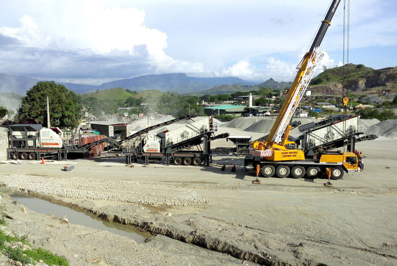 gold mining in the yukon